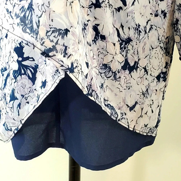 BCBGENERATION Women's Regular Pleated Tie Back Shift Dress Floral Size XS - Picture 4 of 15